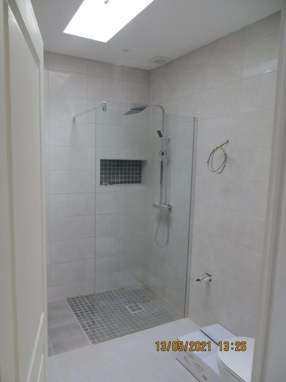 THE LODGE (Belmullet town centre) room 1